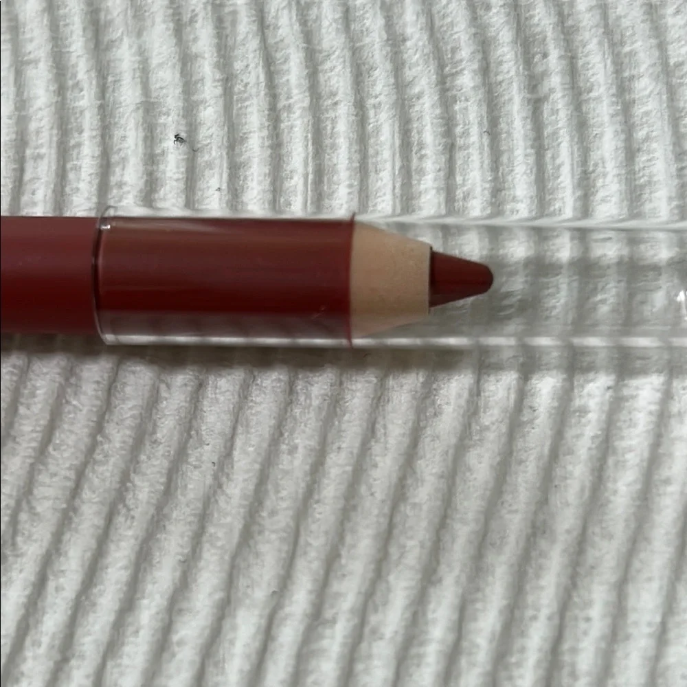Estee Lauder Sumptuous Extreme Mascara and Double Wear Stay in place lip pencil